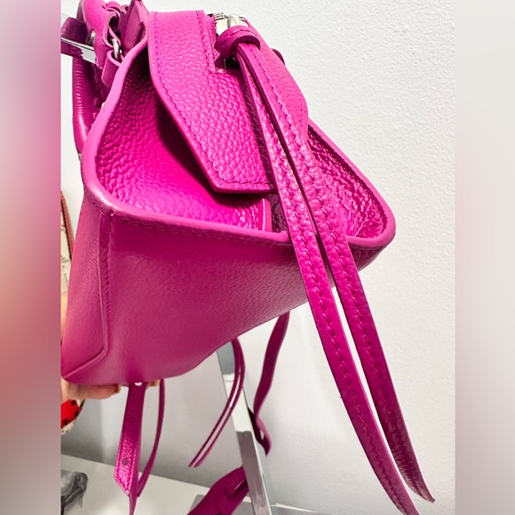 Today only 🍒SALE Balenciaga Neo Classic Mini Top Handle Bag 100 💯 condition - Picture 7 of 14